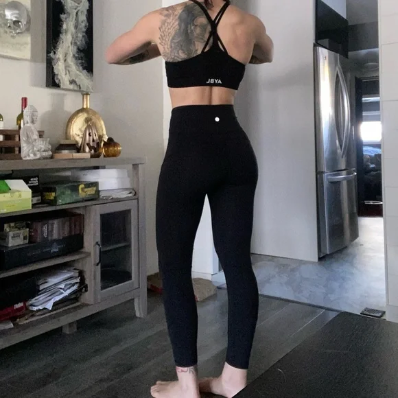 Lululemon High Rise Tight - Picture 2 of 4